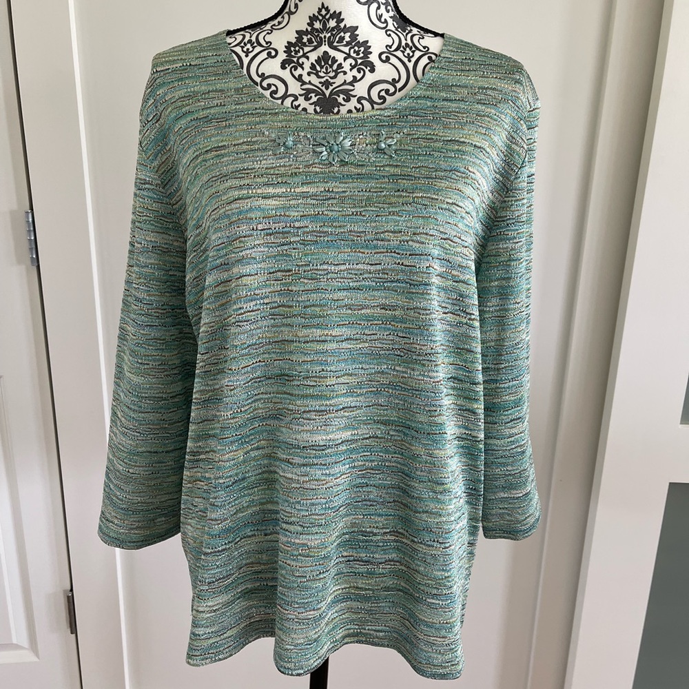 Samantha Gray top